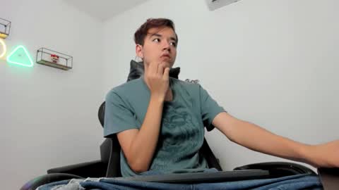 bunny online show from November 26, 12:30 pm