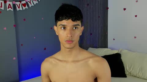 Buster independent model online show from February 18, 7:54 am