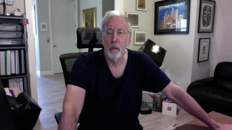 Snapshot of bustinout99 chatting on January 25, 2:14 pm afternoon wood online show from January 25, 2:14 pm