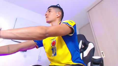 Valerio  online show from July 14, 9:21 pm