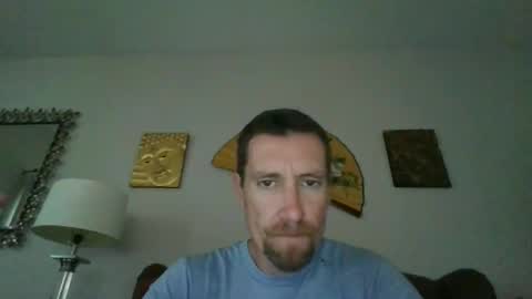 calbry82 online show from April 29, 10:27 pm