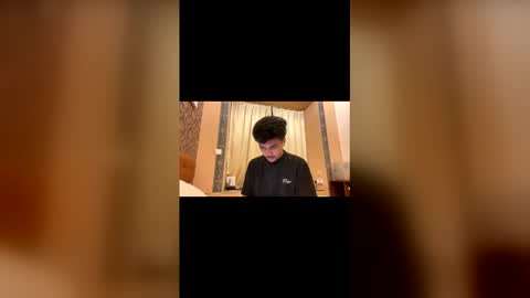 JR online show from April 28, 8:35 pm