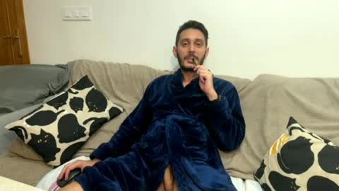 CallmeGus online show from June 28, 2:06 am