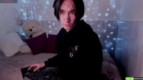 Calvin Owens online show from November 24, 3:18 am