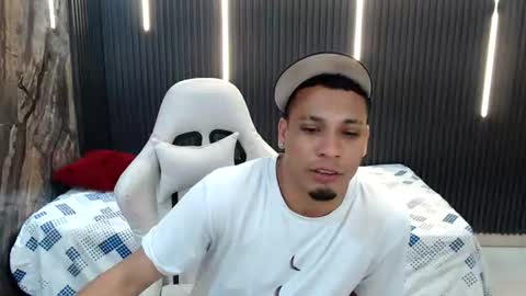 cam_xman online show from July 19, 2:23 pm