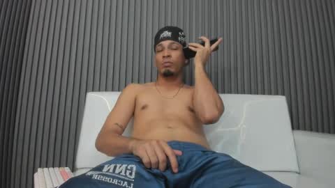 cam_xman online show from April 10, 3:41 pm