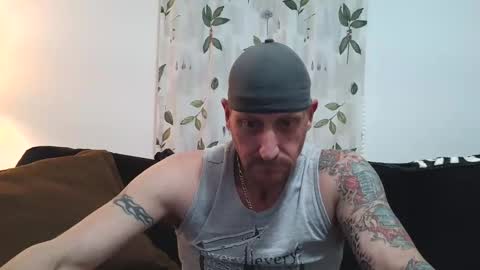 Chillaxin lets talk  online show from January 24, 5:21 am