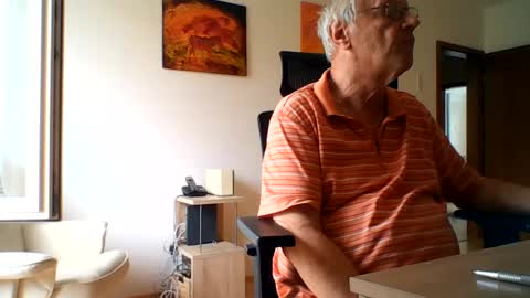 camcologne online show from July 18, 10:20 am