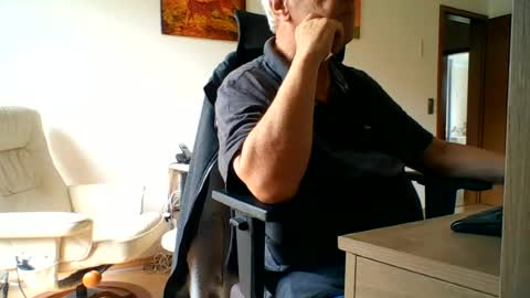 camcologne online show from June 14, 10:28 am
