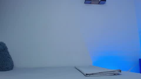 camilo_contre21 online show from March 3, 11:22 pm