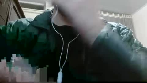 camilo online show from December 15, 4:40 am