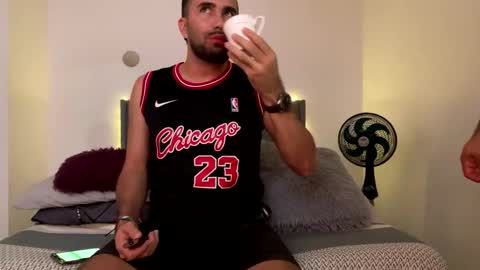 camilor_30 online show from March 19, 10:29 am