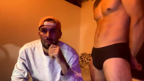 camilor_30 online show from September 20, 8:36 am