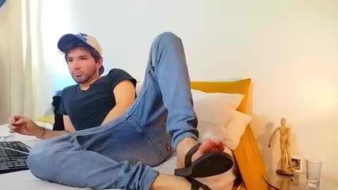 camilo online show from June 3, 8:03 pm