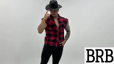 Snapshot of camiloteran chatting on January 3, 1:05 am Camilo Teran online show from January 3, 1:05 am