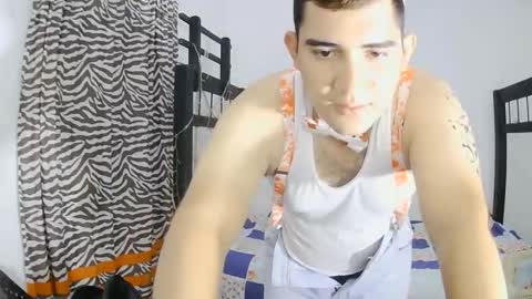 Camilowhite  online show from October 27, 8:33 pm