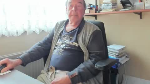 Cammee online show from March 14, 9:16 am