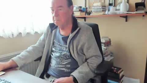 Cammee online show from February 14, 9:45 am