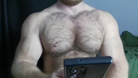 Snapshot of cammin86 chatting on February 19, 2:44 am Cammin86 online show from February 19, 2:44 am