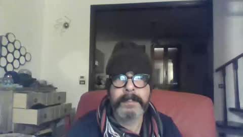 Snapshot of camomilla72 chatting on October 16, 1:41 pm Cristian online show from October 16, 1:41 pm