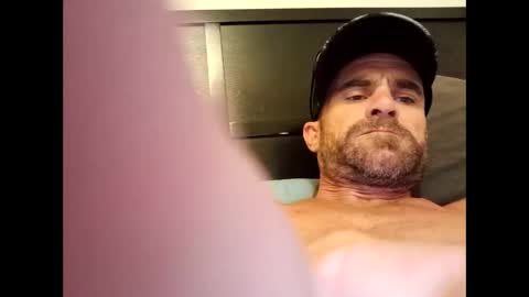 Snapshot of campbell696 chatting on January 15, 4:11 pm James81 online show from January 15, 4:11 pm