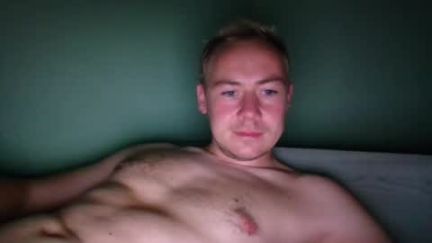 candy_boy_xoxo online show from July 29, 11:26 pm
