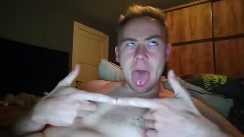 candy_boy_xoxo online show from April 9, 3:51 pm