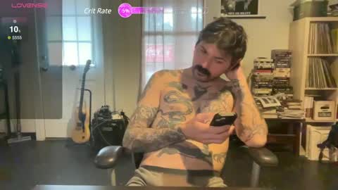 cantleavethehouse online show from January 11, 4:36 pm