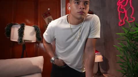 David Capizzi online show from December 23, 5:27 am