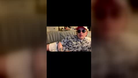 captain_jack420 online show from March 26, 10:52 am