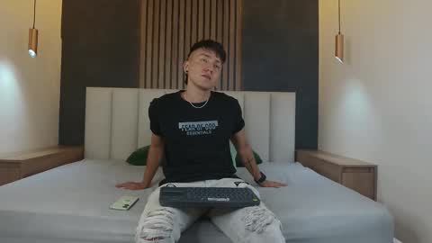 carter_noah_ online show from January 9, 5:24 am