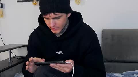 Carter online show from December 20, 1:07 pm