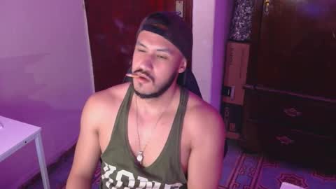      online show from December 4, 2:29 am