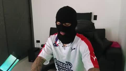 cash_master777 online show from January 14, 6:33 pm