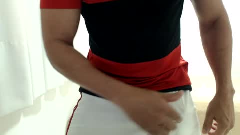 cashmastermuscle77 online show from July 21, 10:39 am