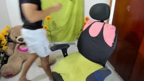 Joseph online show from February 25, 11:52 am