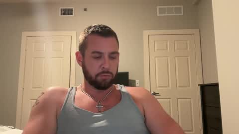 Snapshot of cboyy20 chatting on February 13, 6:20 am cboyy20 online show from February 13, 6:20 am