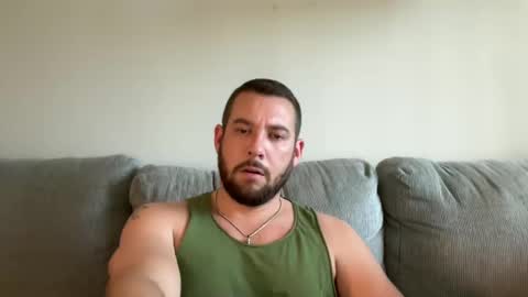 Snapshot of cboyy20 chatting on February 14, 6:29 pm cboyy20 online show from February 14, 6:29 pm