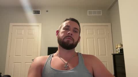 Snapshot of cboyy20 chatting on December 3, 6:03 am cboyy20 online show from December 3, 6:03 am