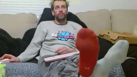 cguffey2284 online show from January 15, 6:28 am