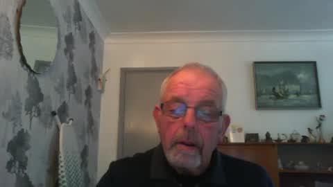 Champers online show from December 3, 10:04 am