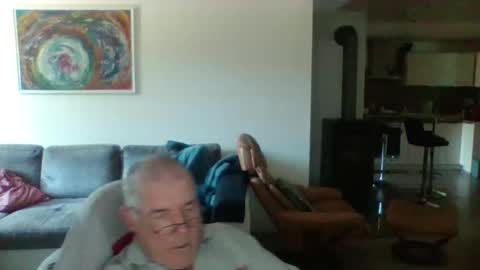 charles6064 online show from July 28, 2:13 pm