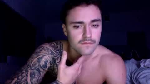 Chasereynolds44 online show from May 30, 9:59 pm