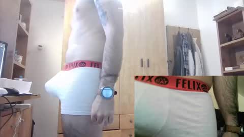 Snapshot of chat4sexx chatting on February 12, 9:43 pm chat4sexx online show from February 12, 9:43 pm