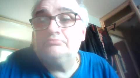 lee online show from July 6, 12:46 pm