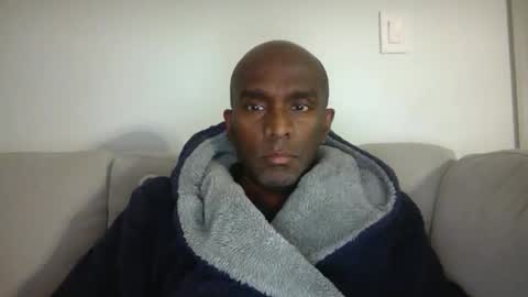 chenthu1979 online show from April 25, 11:02 am