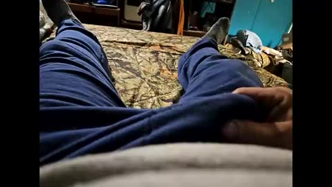 chevyman3219 online show from December 15, 1:13 am