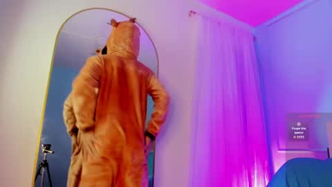 Cheys online show from May 12, 6:49 pm