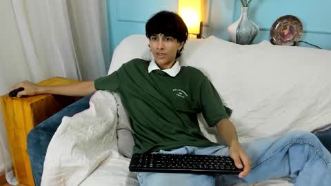 Cheys online show from March 25, 7:40 pm