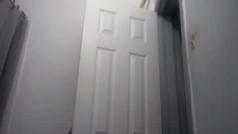 chi579822 online show from April 6, 5:30 am